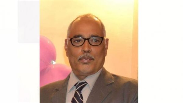 قبل وفاته بساعات.. مدرس يعتذر لزوجته برسالة مؤثرة | شاهد