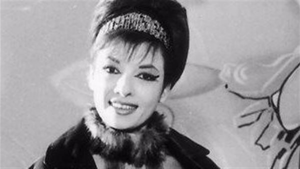 زوجة مخرج شهير والملك فاروق أُعجب بصوتها.. معلومات لا تعرفها عن أم البطل الراحلة شريفة فاضل