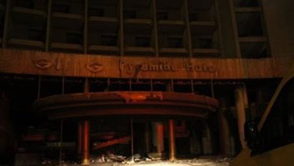 جمجمة وعظام آدمية.. كواليس ليلة الرعب في فندق مهجور بالهرم