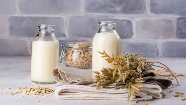 لن تتوقع النتائج.. هذا ما يحدث لجسمك عند تناول اللبن بالبلح