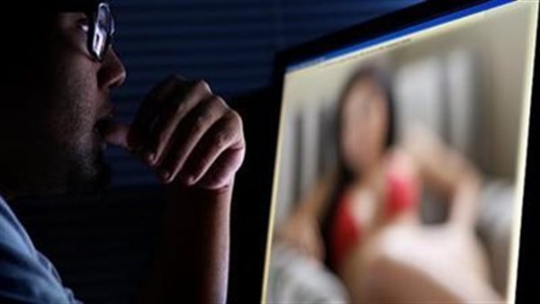  نشر صور جسدي.. تفاصيل مثيرة في أقوال ضحية مدير أشهر فرع للمأكولات