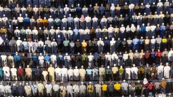 الإفتاء تكشف حكم ترك العمل للذهاب لأداء صلاة التراويح