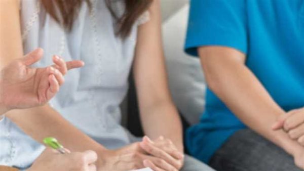 الصحة تحسم الجدل.. هل تؤثر نتيجة فحوصات المقبلين على الزوج في إتمام الزفاف؟ | فيديو