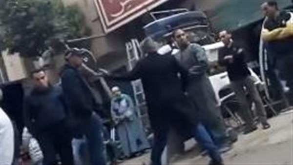 ألفاظ خارجة..محمد سعد يهين ويتعدي على فريق عمل مسلسل الإكس لانس