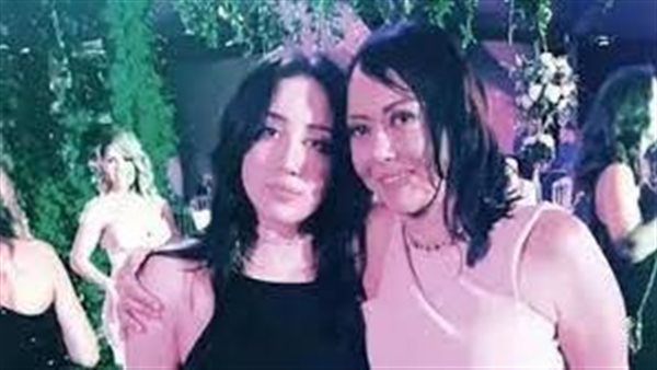 غير مؤمنة بعذاب القبر.. تصريحات صادمة من نهى العمروسي وحكاية تورط ابنتها في فضيحة الفيرمونت | فيديو