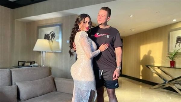 حرام إحنا في رمضان.. هجوم ناري على طليقة الفيشاوى بسبب بيرسينج البطن | شاهد