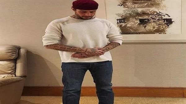 بعد صلاته بالتاتو.. رسالة نارية من عبد الله رشدي لـ أحمد الفيشاوي | شاهد