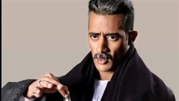 هكذا علق الجمهور..سر تقليب جعفر العمدة الشاي بظهر الملعقة