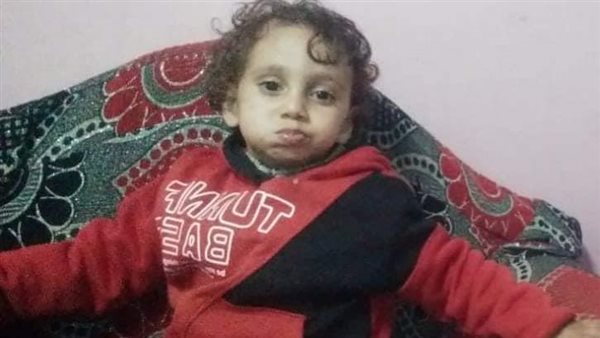 قرية كاملة تبحث عنه.. ما حكاية الطفل زين؟ 