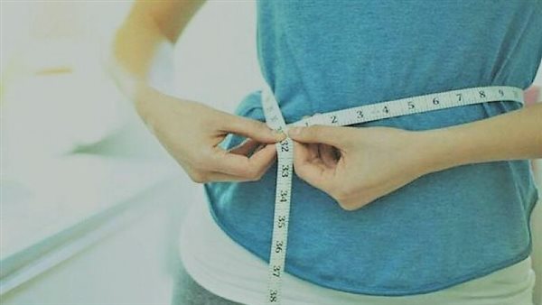  استشاري تغذية توضح.. مشروب سحري لحل مشكلة زيادة الوزن الخادعة | فيديو