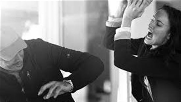 ترك البيت وأهمل حقوقي الشرعية.. سيدة تطلب زوجها في بيت الطاعة