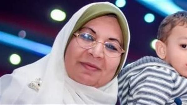  ماتت ساجدة.. تفاصيل وفاة ليلى رفاعي شاعرة الصعيد أثناء الصلاة في قنا