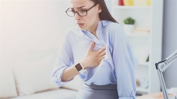 منها التوتر المستمر.. احذر هذه العلامات قد تشير لإصابتك بأمراض القلب 