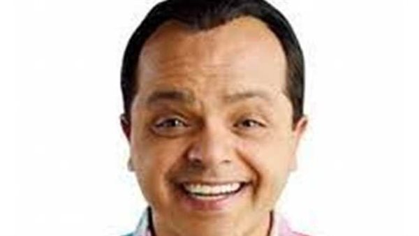 توثيق ذهبي.. محمد هنيدي يبتكر حيلة لعدم دفع قيمة العلامة الزرقاء على تويتر