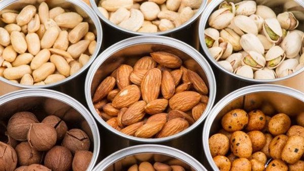  9 أسباب..لماذا من الأفضل تناول المكسرات في الصباح؟