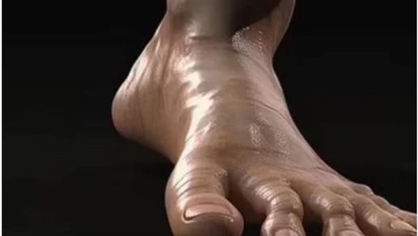  ما قصتها؟.. صورة قدم بشرية تثير هلع رواد التواصل الاجتماعي
