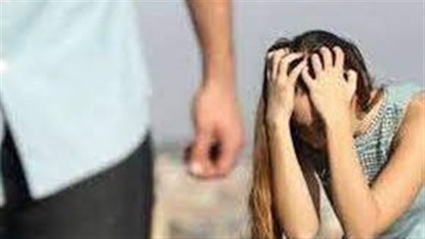 ظبطه معاها على سريري.. سماح لقاضي الأسرة: اتجوزني عشان ينسى حبيبته