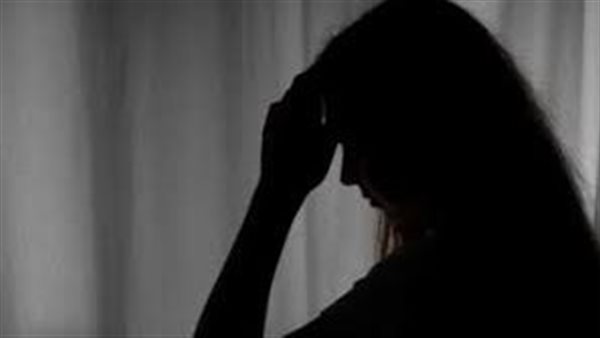 حيلة الفياجرا.. اعترافات مثيرة لطالبة القاهرة المتهمة بقتل زوجها: نمت جنب جثته بقميص النوم 