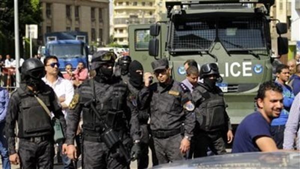 حرقوها وضربوا نار على الشرطة.. التفاصيل الكاملة لمأمورية الفجر في شقة الجيزة