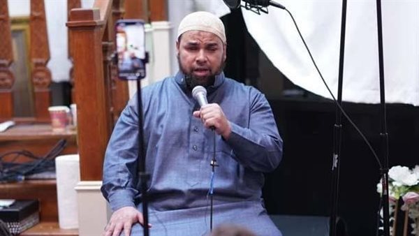 طبيبته دخلت الإسلام أثناء علاجه.. صديق الشيخ عبد الله كامل يروي تفاصيل لحظاته الأخيرة