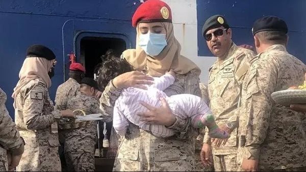 وصلت بر الأمان.. مجندة سعودية تروي كواليس صورة أشعلت مواقع التواصل الاجتماعي | شاهد