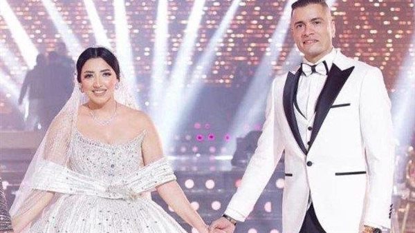 البيوت أسرار.. أول رد من حسن شاكوش عن طرده زوجته وتحرير محضر ضده