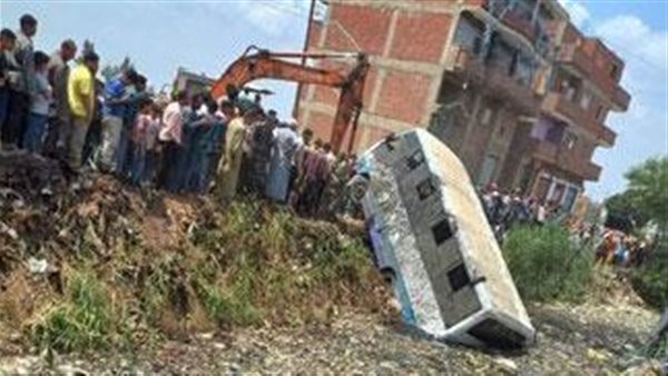 الحقوا عيالكوا ماتوا.. القصة الكاملة لحادث انقلاب أتوبيس حضانة في مصرف بالشرقية