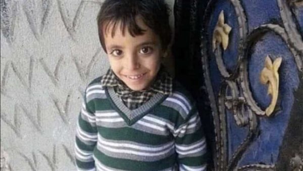 الجاني مفاجأة.. تفاصيل القبض على قاتل الطفل محمد ودفنه منذ 8 سنوات تحت الرمال بدمياط