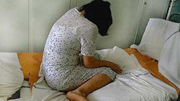 ضامناه ومش ضمناك.. هيثم سمح لصديقه بالنوم بينه وبين زوجته 3 أيام فغدرا به