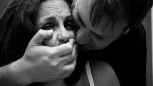 رفضت تبقى عشيقتي.. تفاصيل مثيرة في قتل سائق لجارته المتزوجة بإمبابة 