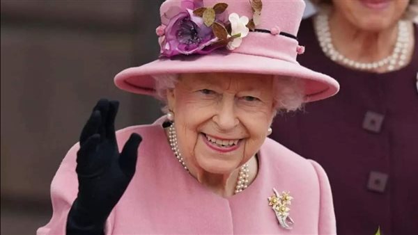 انتقامًا لابنته.. تفاصيل محاولة اغتيال الملكة إليزابيث خلال زيارتها لأمريكا | فيديو