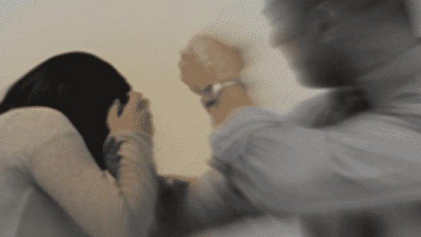 شك في سلوك زوجته فحاول قتلها.. تفاصيل الحكم بالحبس 5 سنوات لرجل بالجيزة