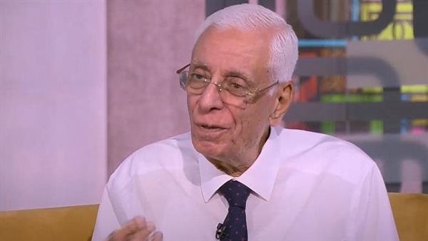 يتناوله المصريون يوميا.. حسام موافي يكشف عن طعام شهير يقلل الكوليسترول