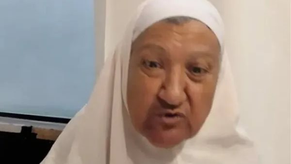 يبحث عنها 110 ملايين مصري.. من هي المسنة التائهة بالسعودية ؟ | شاهد