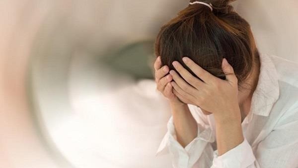 طلع مصيبة.. طبيب يحذر من مشروب موجود في كل بيت | فيديو