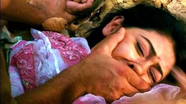 عذبها وسرقها وهتك عرضها.. ماذا فعل صاحب عقار سوهاج مع ساكنة الرذيلة؟