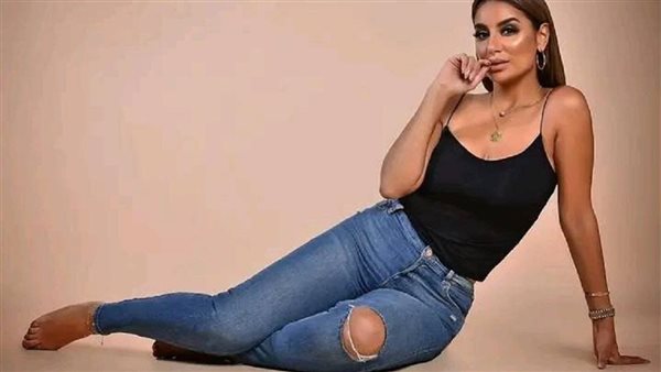 مجموعة من قاع الأرض.. سبب صادم لغلق جوري بكر التعليقات