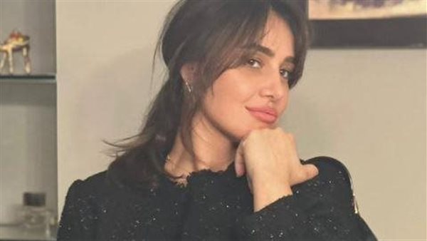 خلعت الحجاب.. أشرف زكي يكشف تفاصيل جديدة بشأن عودة حلا شيحة للتمثيل