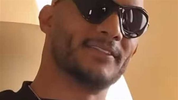 بعد ظهوره المثير للجدل.. محمد رمضان يكشف سبب حلاقة شعره ع الزيرو