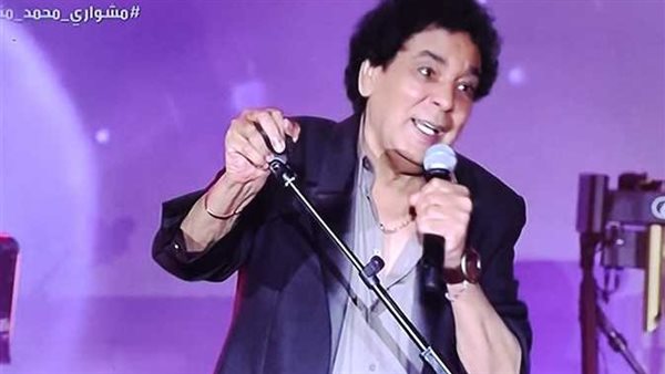 بحفل تكريمه في السعودية.. رسالة محمد منير لنجاة الصغيرة