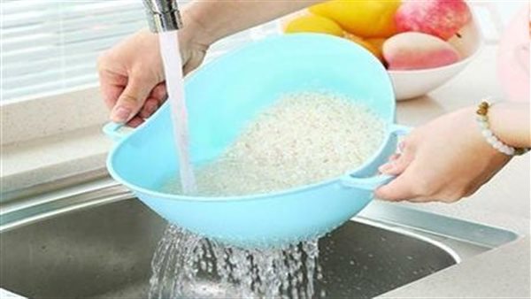 لن تتوقع..ماذا يحدث عند غسيل الأرز قبل الطهو؟
