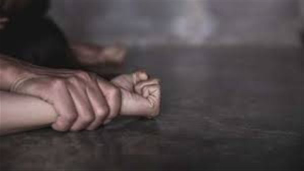  استدرجها لعقار مهجور.. تفاصيل مثيرة في اعتداء شاب جنسيًا على طفلة