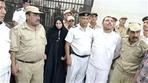 صار الشيطان لهما وليًا..ماذا قال القاضي للمتهم بإنهاء حياة شقيقه بمساعدة زوجته بكفر الشيخ؟ 