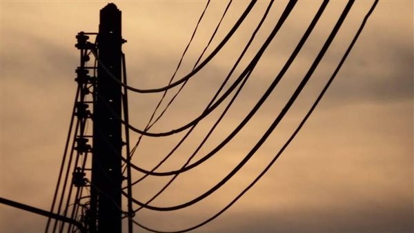 طوارئ وديازل وعطل مفاجئ.. القصة الكاملة لانقطاع الكهرباء عن 4 محافظات