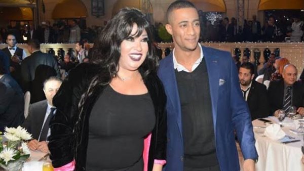 معرفش ليه ربنا رزقه.. فيفى عبده تعلق على محمد رمضان وشيرين عبد الوهاب