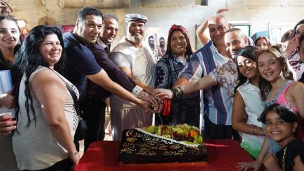 بطولة بيومي فؤاد ومي كساب.. القصة الكاملة لتجاوزات فيلم سنة أولى خطف بعد إحالة العاملين للتحقيق