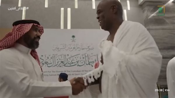 كنتُ قسيسا ونطقت الشهادة في الكنيسة.. حاج يروي سر رؤيا جعلته يعتنق الإسلام ويتبعه الآلاف | فيديو