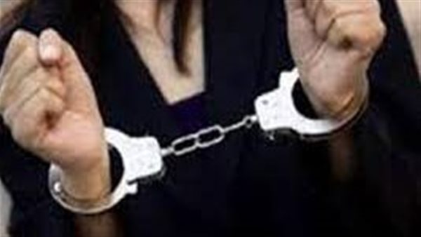 أم تلقي طفلتها من البلكونة.. تفاصيل صادمة جديدة عما جرى في السنبلاوين