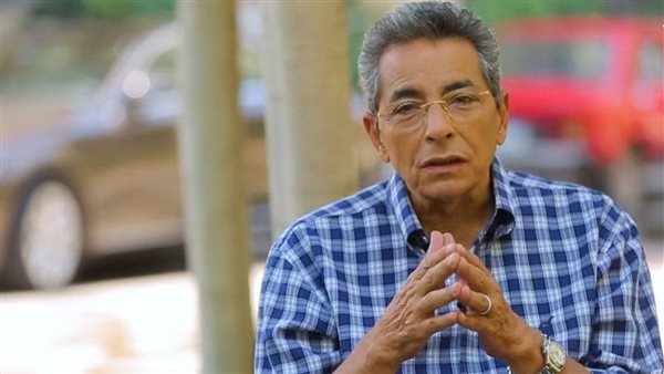 لا تحملوني ما لا احتمل.. محمود سعد يفسر فيديو أكل لحم الحمير | شاهد