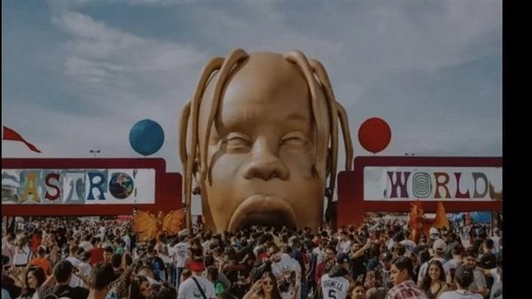 طقوس شيطانية وممارسة الجنس.. دعوى قضائية تطالب بإلغاء حفل مغني الراب ترافيس سكوت بالأهرامات